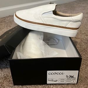 NIB Ccocci off white Dream sneakers